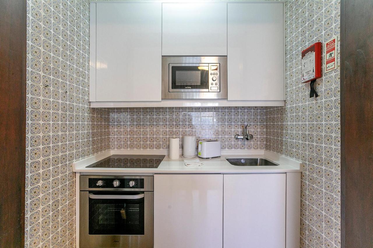 Lovelystay - Genuine Bonfim Balcony Flat 포르투 외부 사진