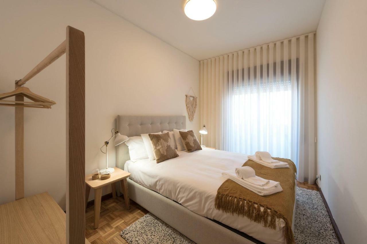 Lovelystay - Genuine Bonfim Balcony Flat 포르투 외부 사진