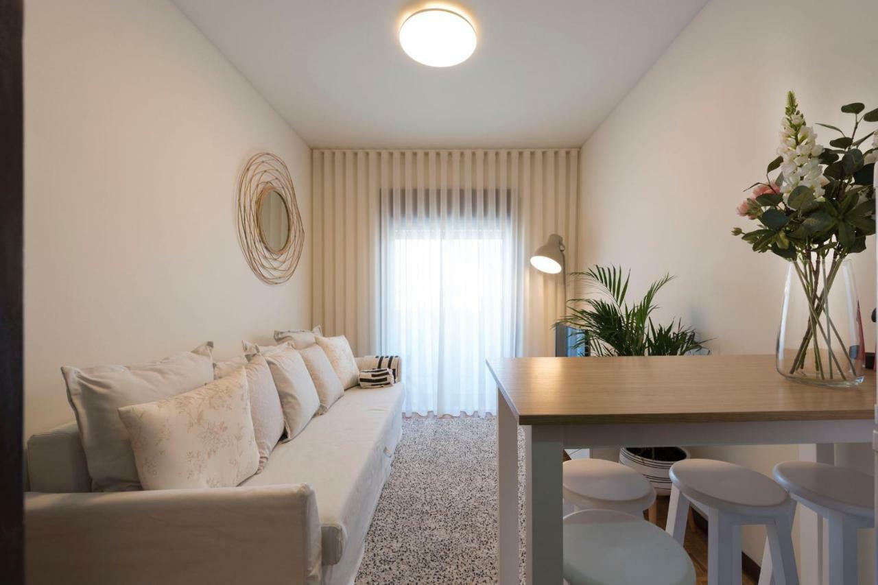 Lovelystay - Genuine Bonfim Balcony Flat 포르투 외부 사진